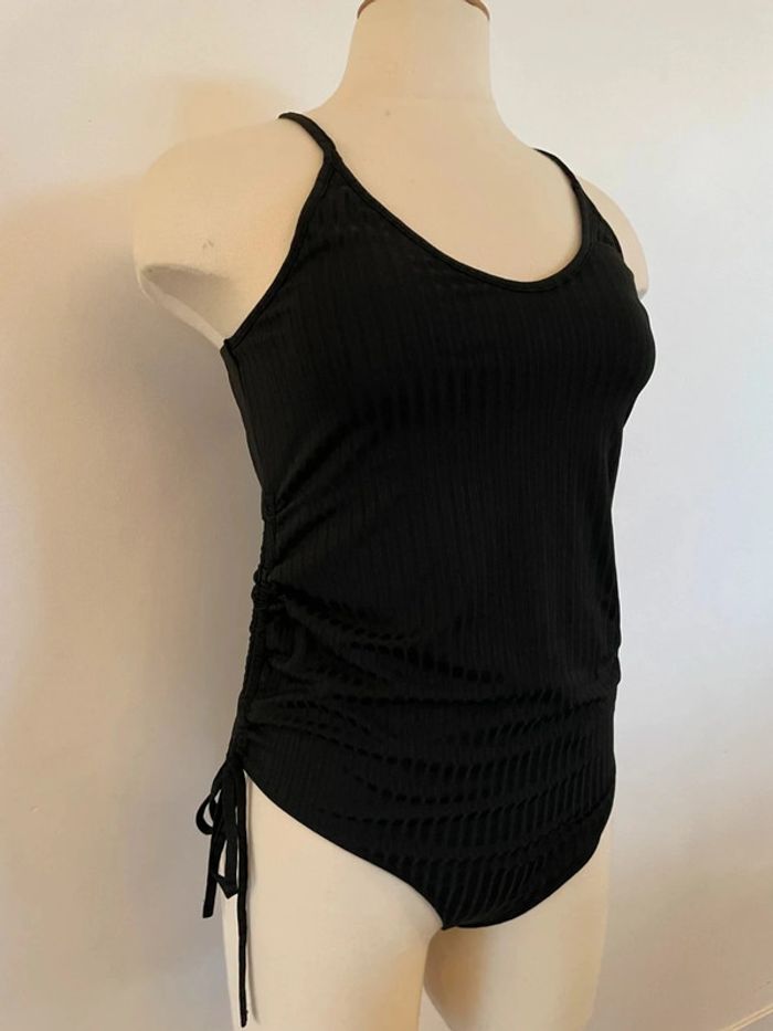 Maillot de bain noir superbe