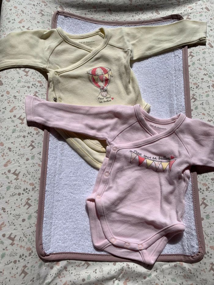 Lot de 2 bodies 1 mois