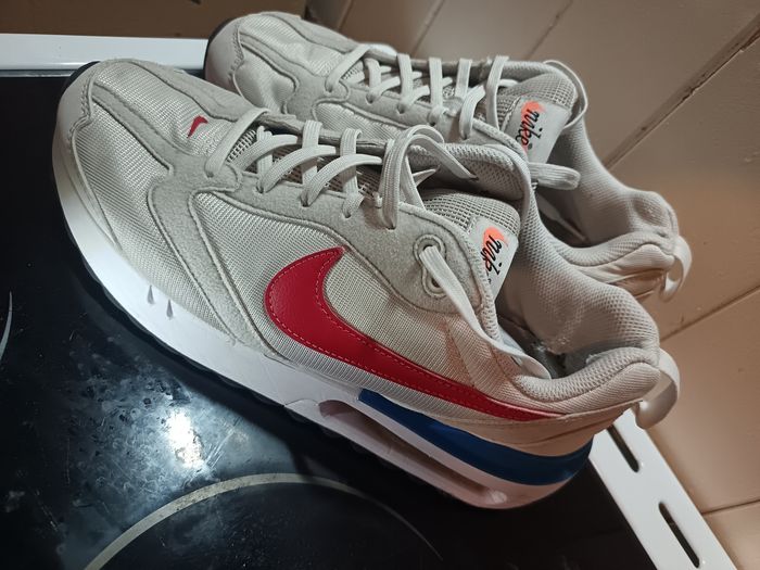 Baskets Air Max Dawn GS  Taille 41