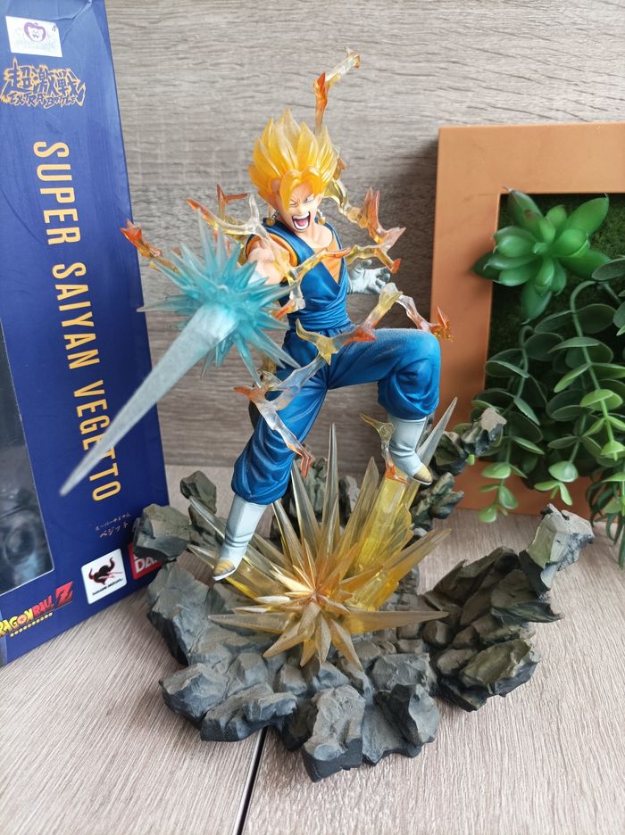 Figurine Vegeto super Saiyan Dragon Ball Z DBZ Bandai Figuarts Zero - photo numéro 4