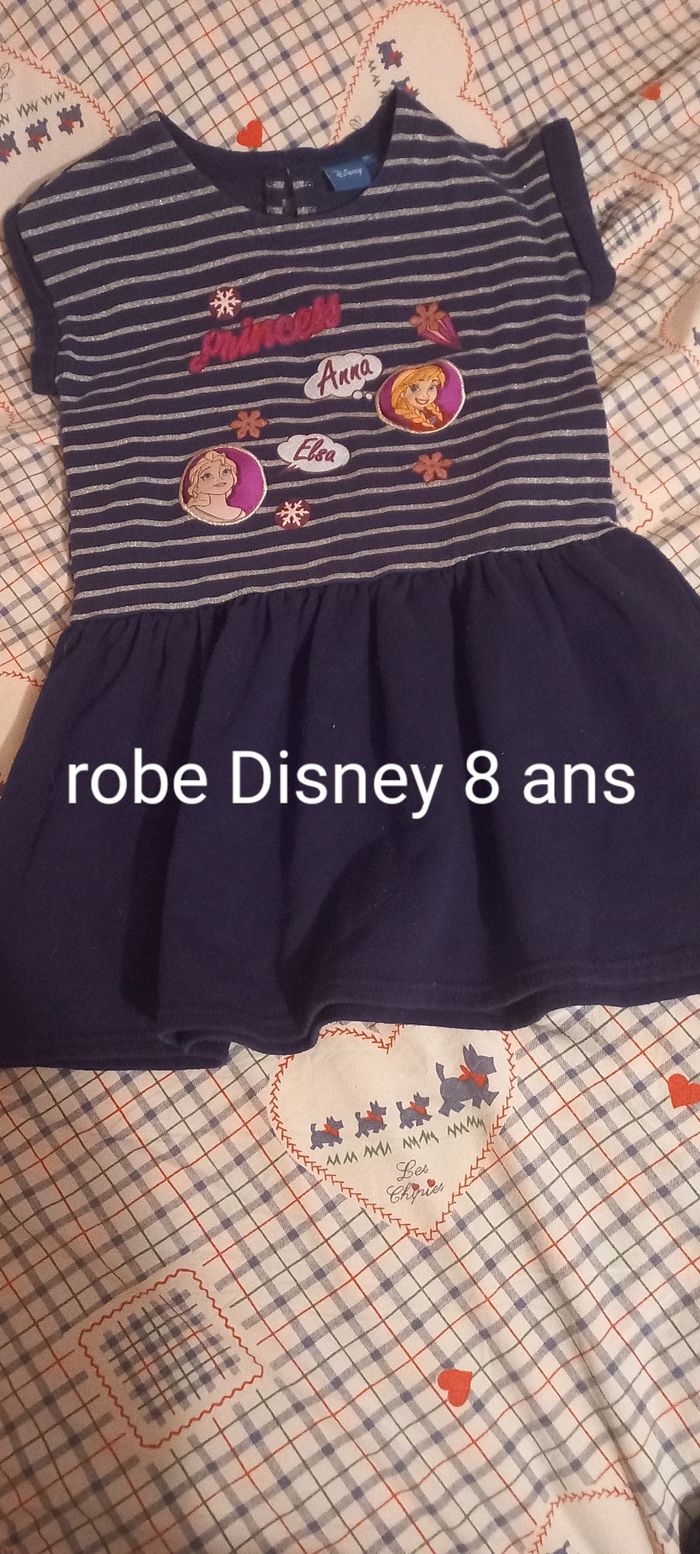 Robe disney