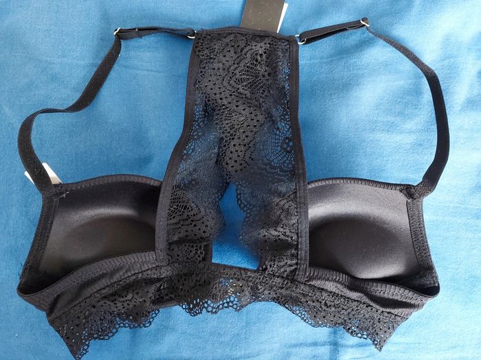 Soutien gorge - photo numéro 4