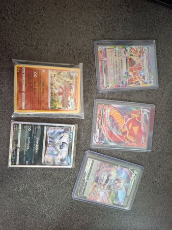 Lots de cartes pokemon