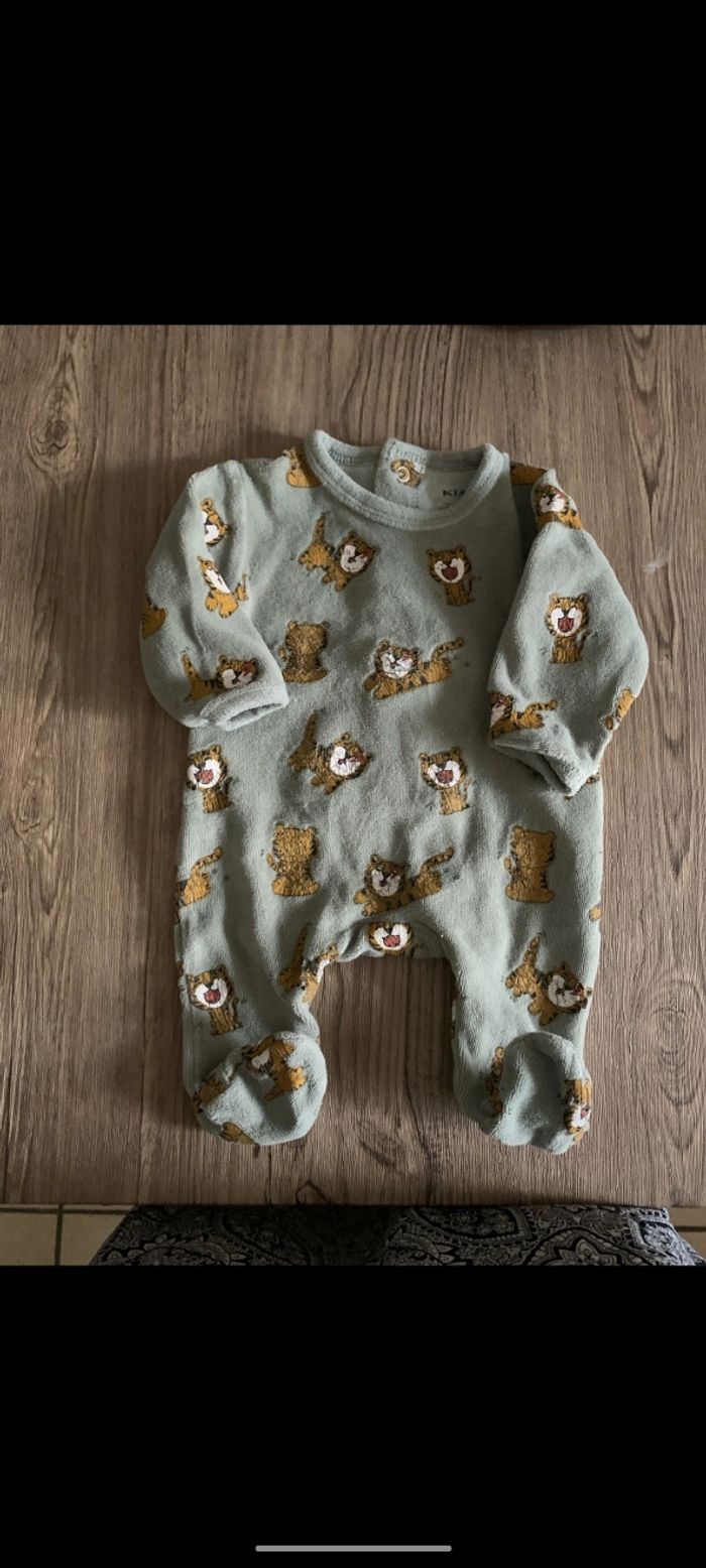 👣  pyjamas bébé 👣 - photo numéro 2