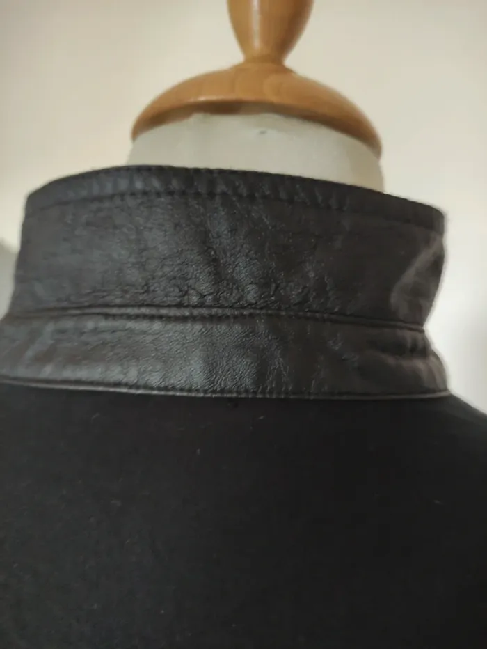 Robe noire fluide double matière - photo numéro 8