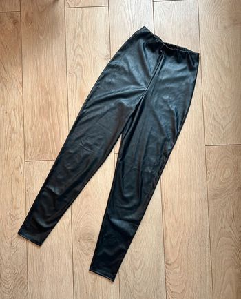 Pantalon skinny pour femme de la marque PrettyLittleThing, taille S