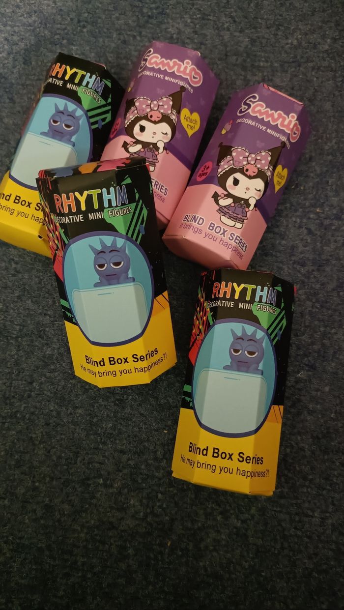 Lot 5 figurines adhésif décoratif écran - photo numéro 5