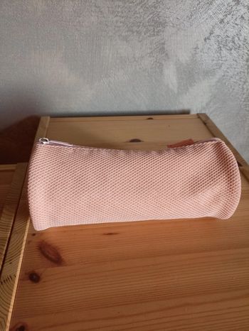 Trousse rose pailleté viquel