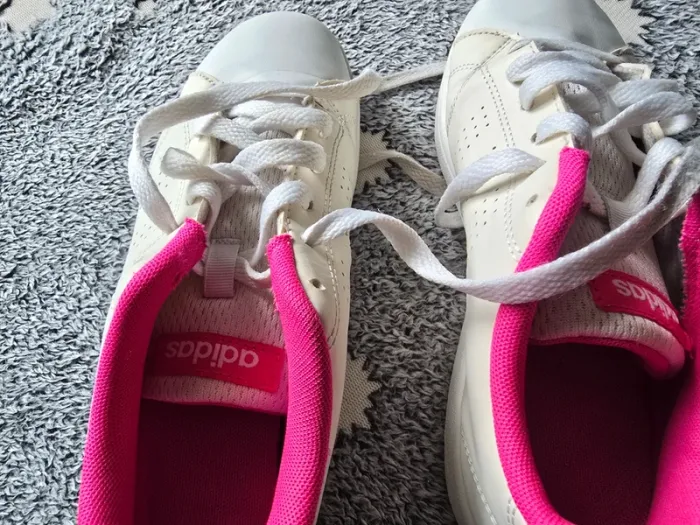 Baskets Adidas blanches et roses – Taille 36 - photo numéro 3