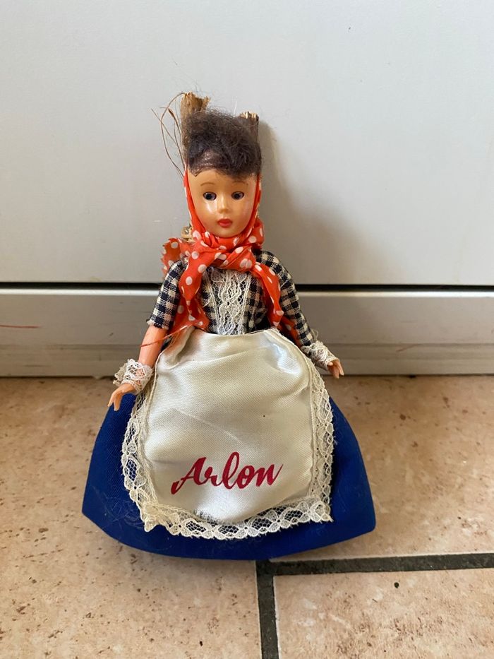 Poupée - photo numéro 2