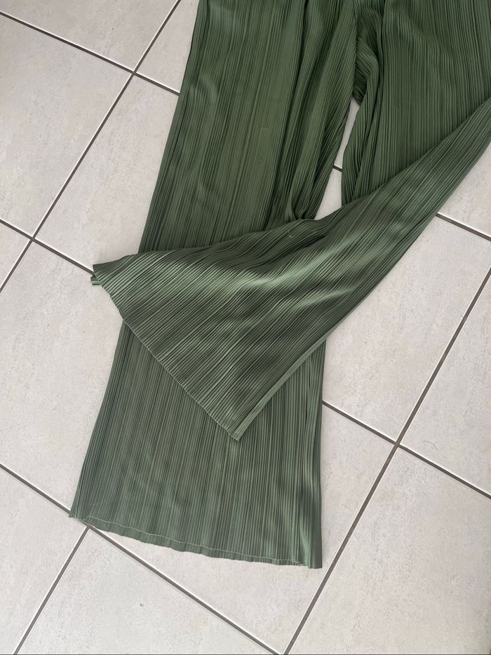 🛍️ Pantalon palazzo vert - photo numéro 4