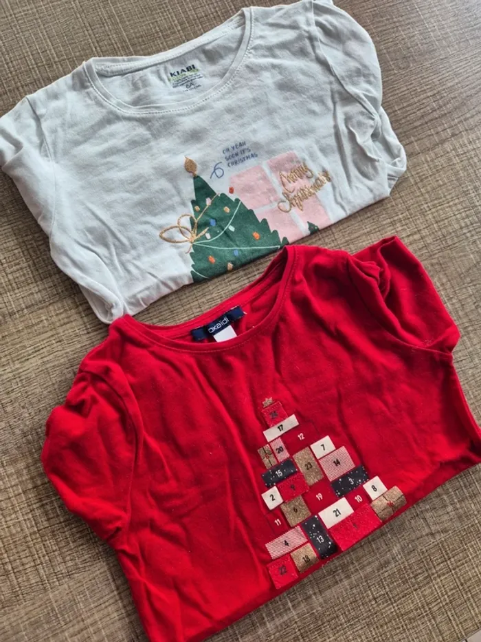 Lot T-shirts de Noël 6 ans en très bon état !