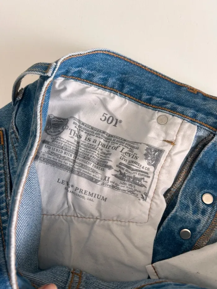 Jean Levi’s 501 W29 L28 bleu - photo numéro 3