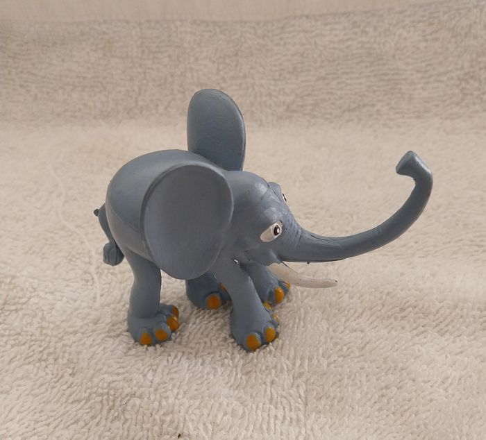 miniature figurine animaux éléphant gris plastique - photo numéro 2