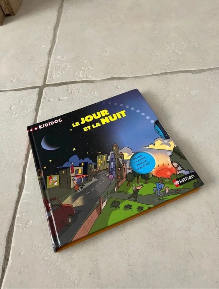 Livre Kididoc : Le jour et la nuit