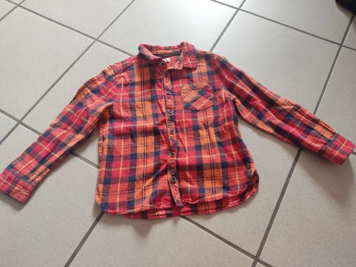 Chemise à carreaux