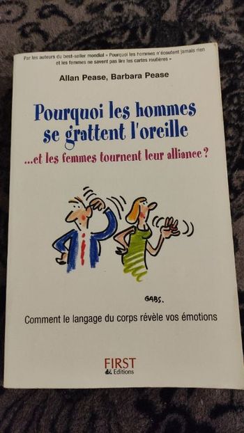 Pourquoi les hommes se grattent l'oreille