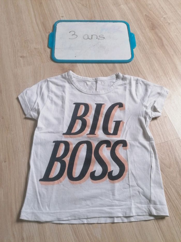 Tee shirt