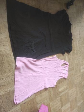 Lot 2 tee shirt 10 ans