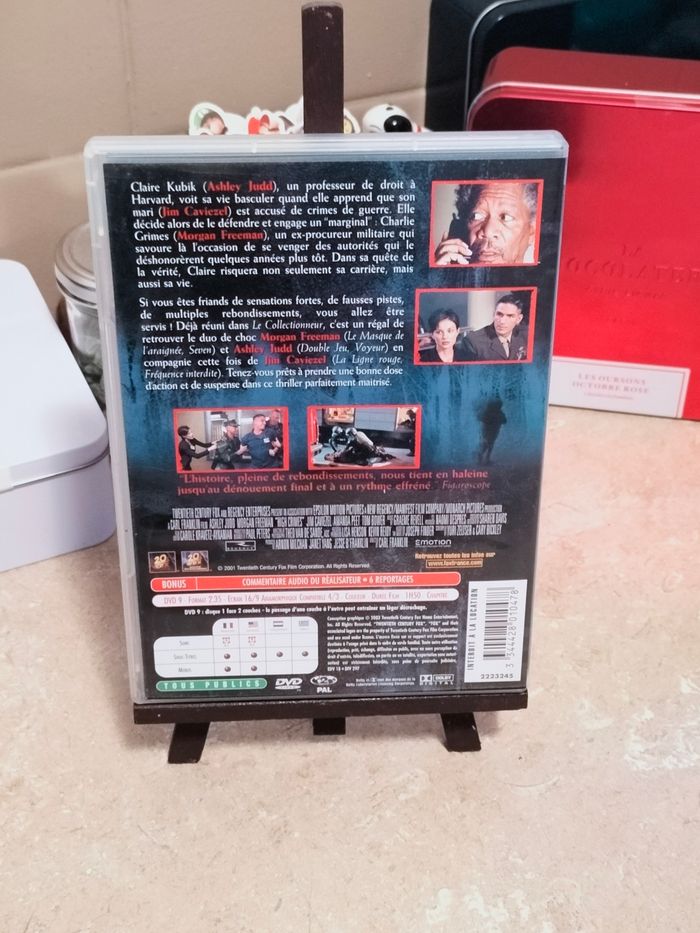 DVD 🔥 Crimes et pouvoir - photo numéro 2