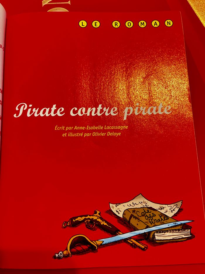 Livre j’aime lire : pirate contre pirate, année 2010 - photo numéro 4