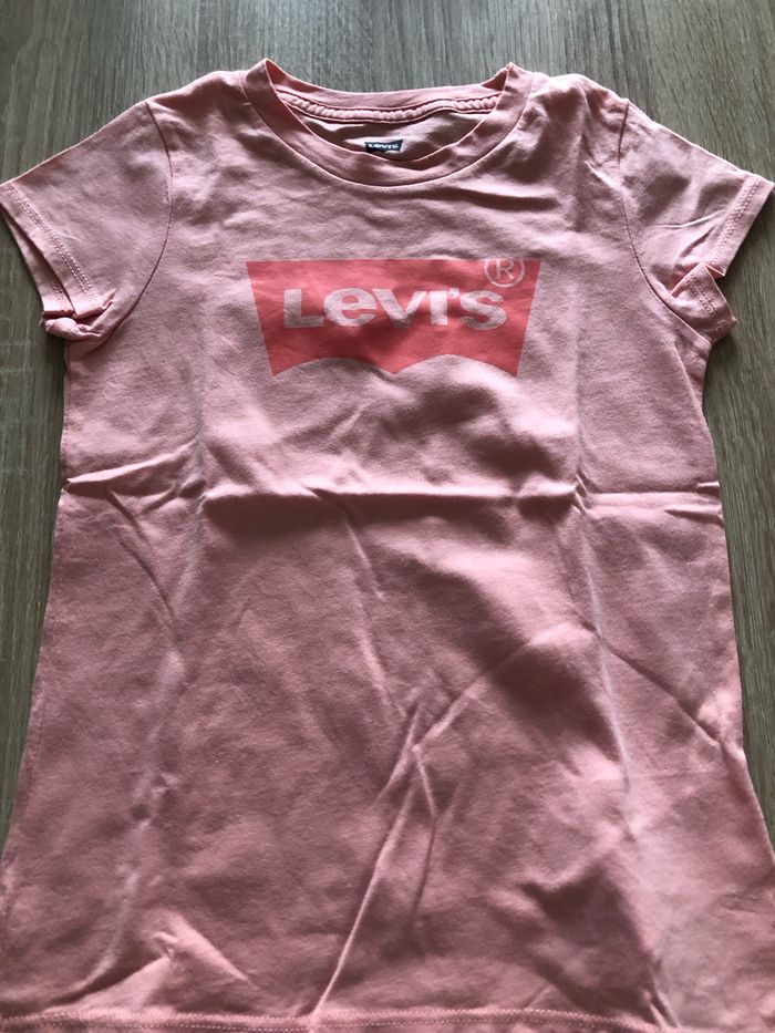 Tee shirt levis 6 and neuf - photo numéro 2