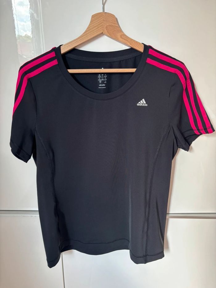 TEE shirt de sport Adidas 42-44