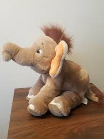 Peluche Disneyland éléphant