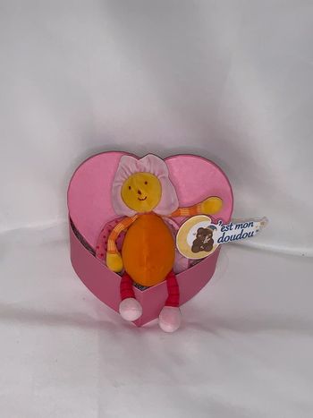 MR82 doudou fleur moulin Roty