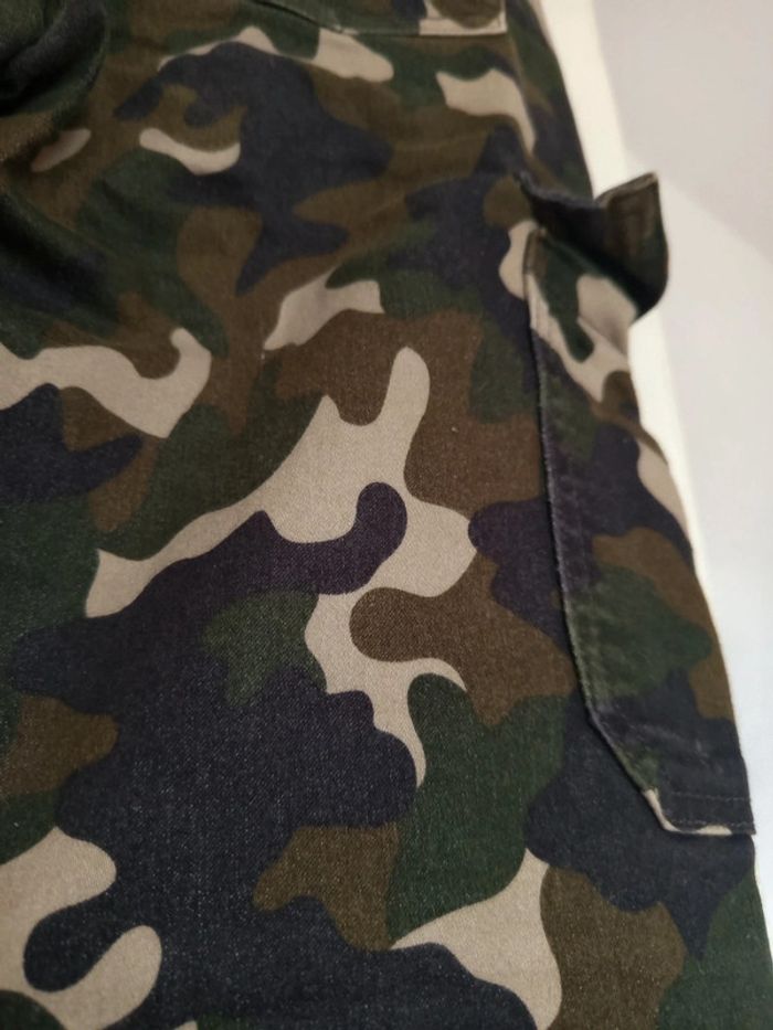 Cargo effet militaire taille M de la marque Jennifer - photo numéro 15