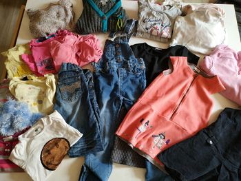 Lot de vêtements fille taille 6 ans