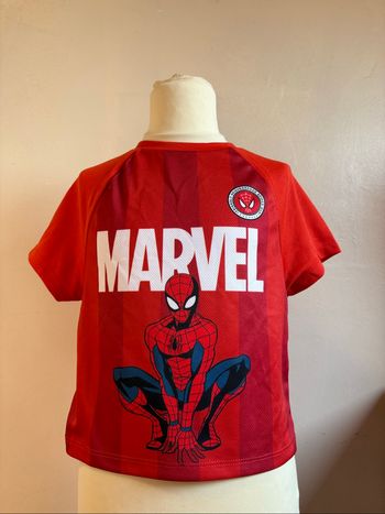 T-shirt garçon taille 110