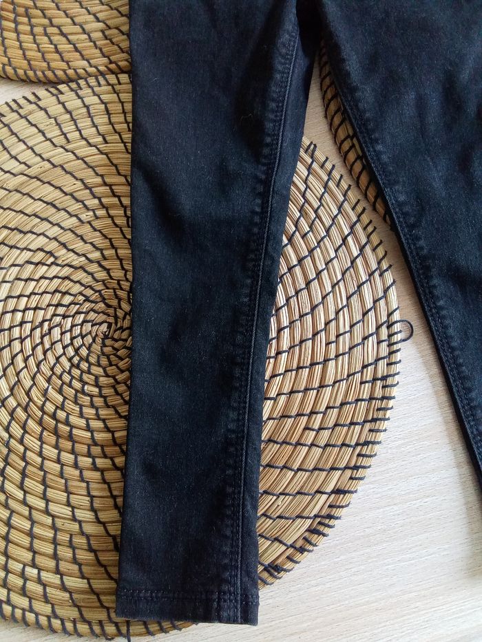 Tregging noir Kiabi taille 4 ans - photo numéro 4