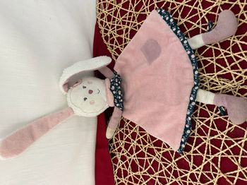Doudou plat lapin SAUTHON Miss chipie Blanc et Rose 32 cm