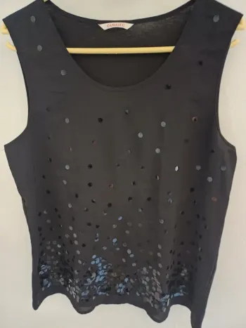 T-shirt sequins