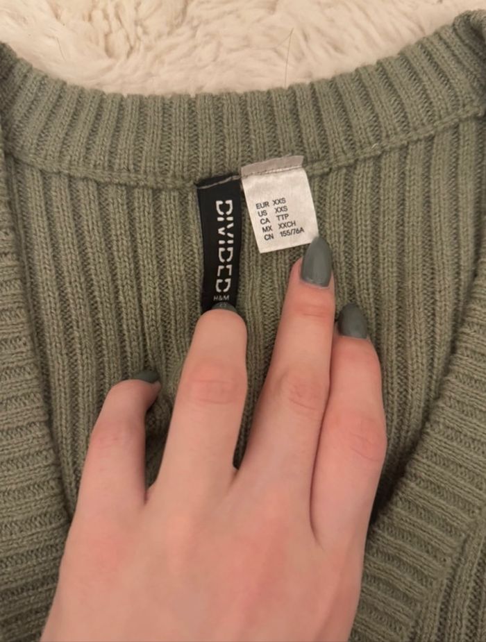 Gilet col V court - photo numéro 4