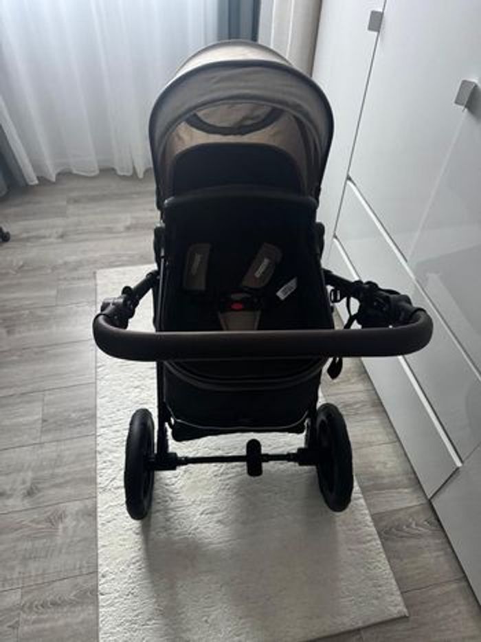 Poussette 3 en 1 + cosy + accessoires - photo numéro 3
