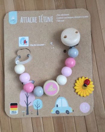 Attache doudou ou tétine