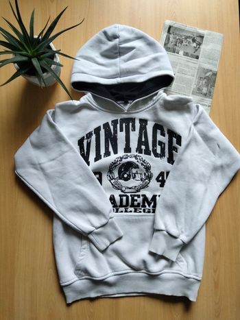 Sweat shirt à capuche