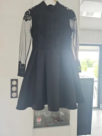 Robe noir