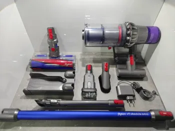 Dyson v11