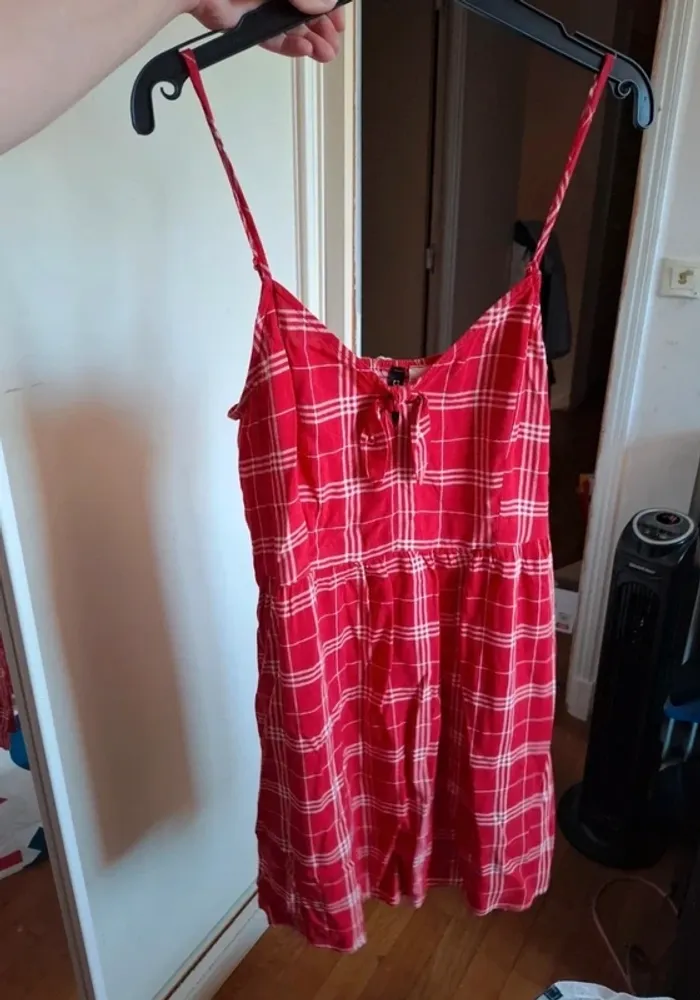 Robe rouge - photo numéro 4