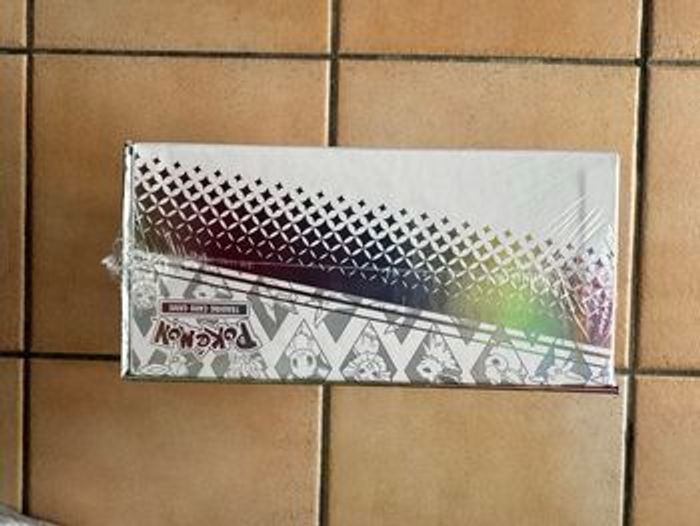 Pokémon upc évolutions prismatiques évoli – fr scellée - photo numéro 2