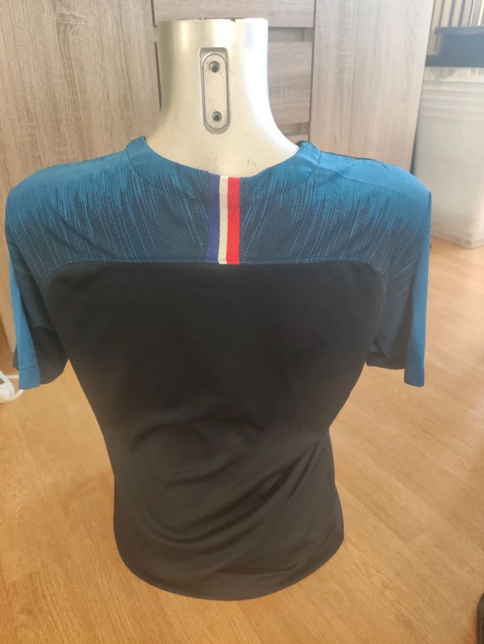 Maillot Nike équipe de France 2 étoiles taille M - photo numéro 7