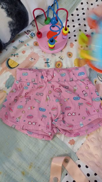 Short Primark 6/9 mois