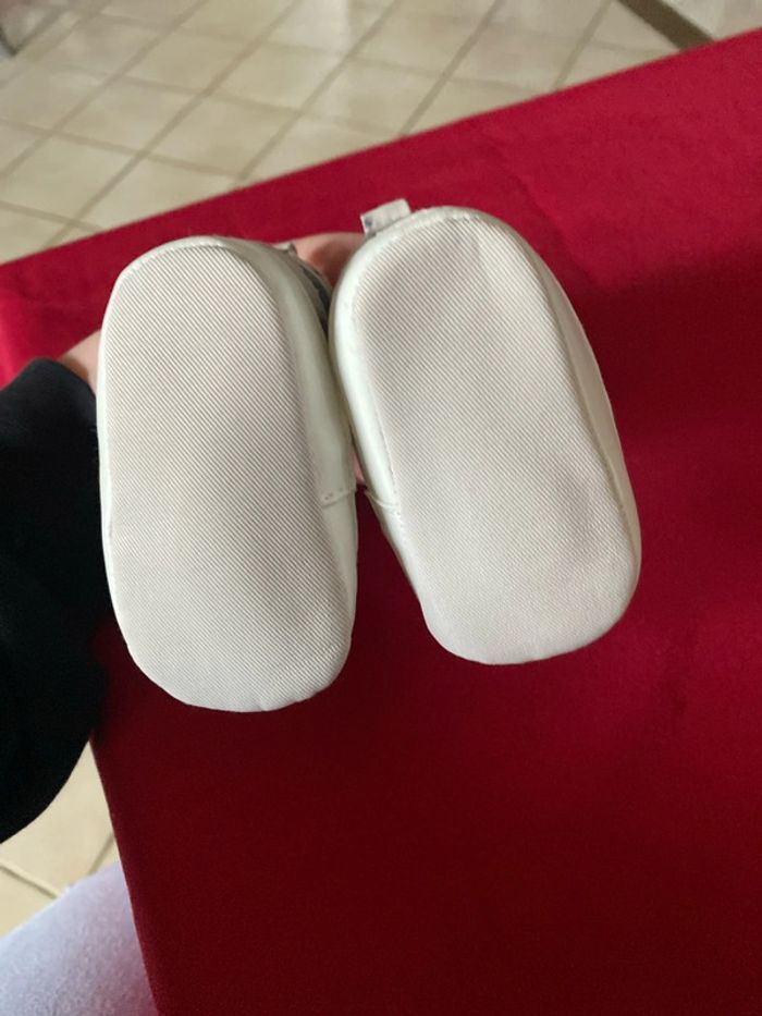 Chaussures premier pas - photo numéro 3