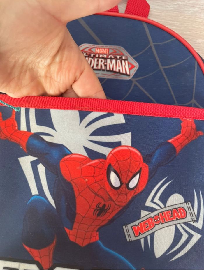 Sac à dos Spiderman - photo numéro 3