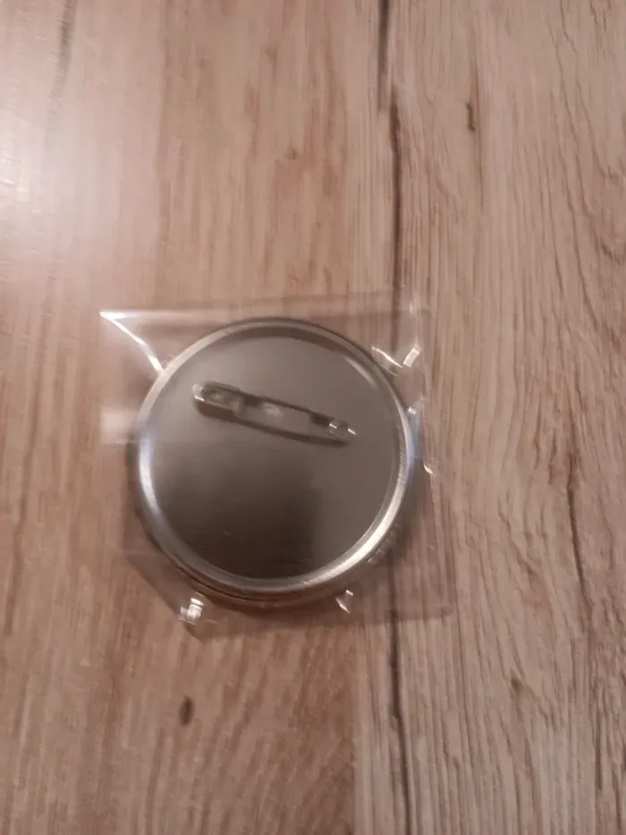 Badge spyxfamily - photo numéro 2