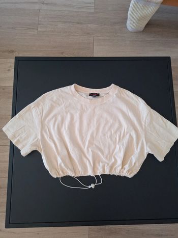 Tee-shirt crop top
