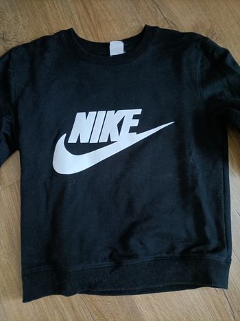 Pull  Nike